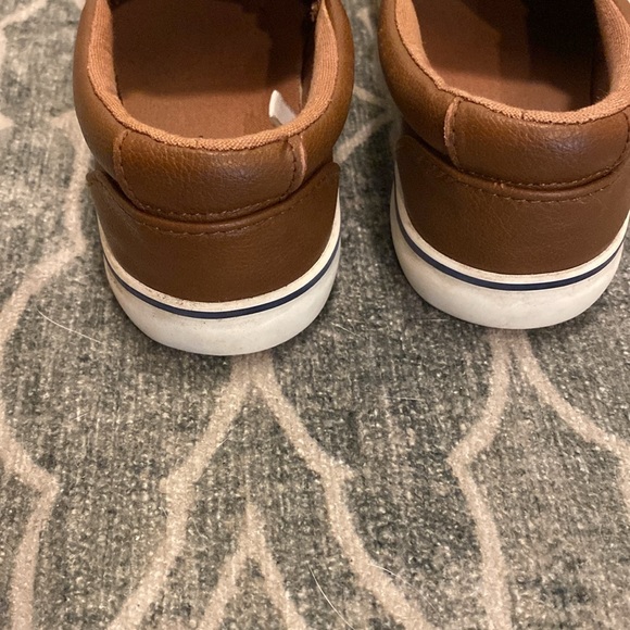 Kids Cat and Jack shoes size 13 - Picture 4 of 4